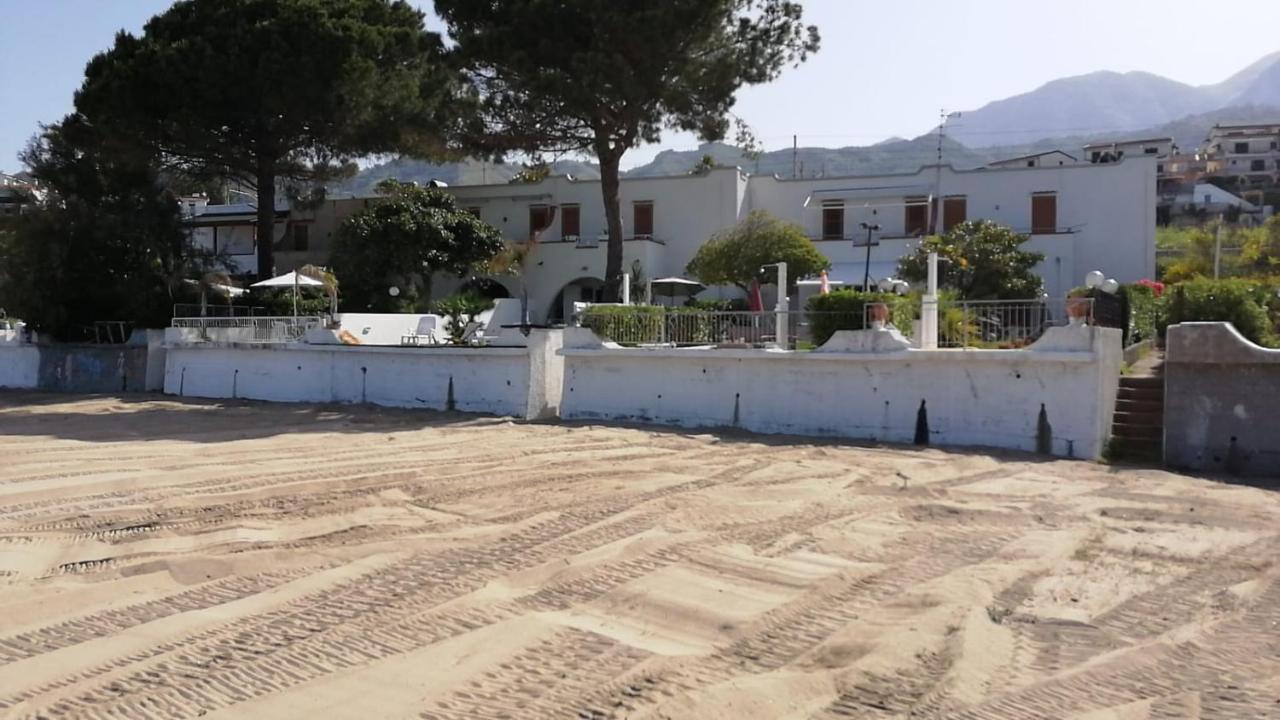 Villa A Diamante Sulla Spiaggia Бельведере-Мариттимо Экстерьер фото